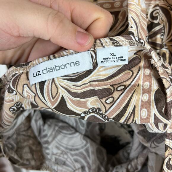 Liz Claiborne Tan white and brown paisley patterned cap sleeve blouse - Picture 3 of 9